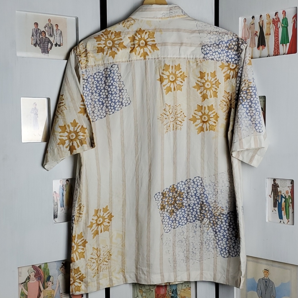 Hawaiian shirt - Picture 6 of 10